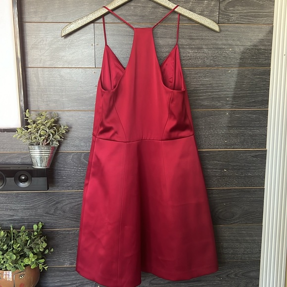 Express V Neck Satin Mini Cocktail Dress Sz 2 - Picture 5 of 9